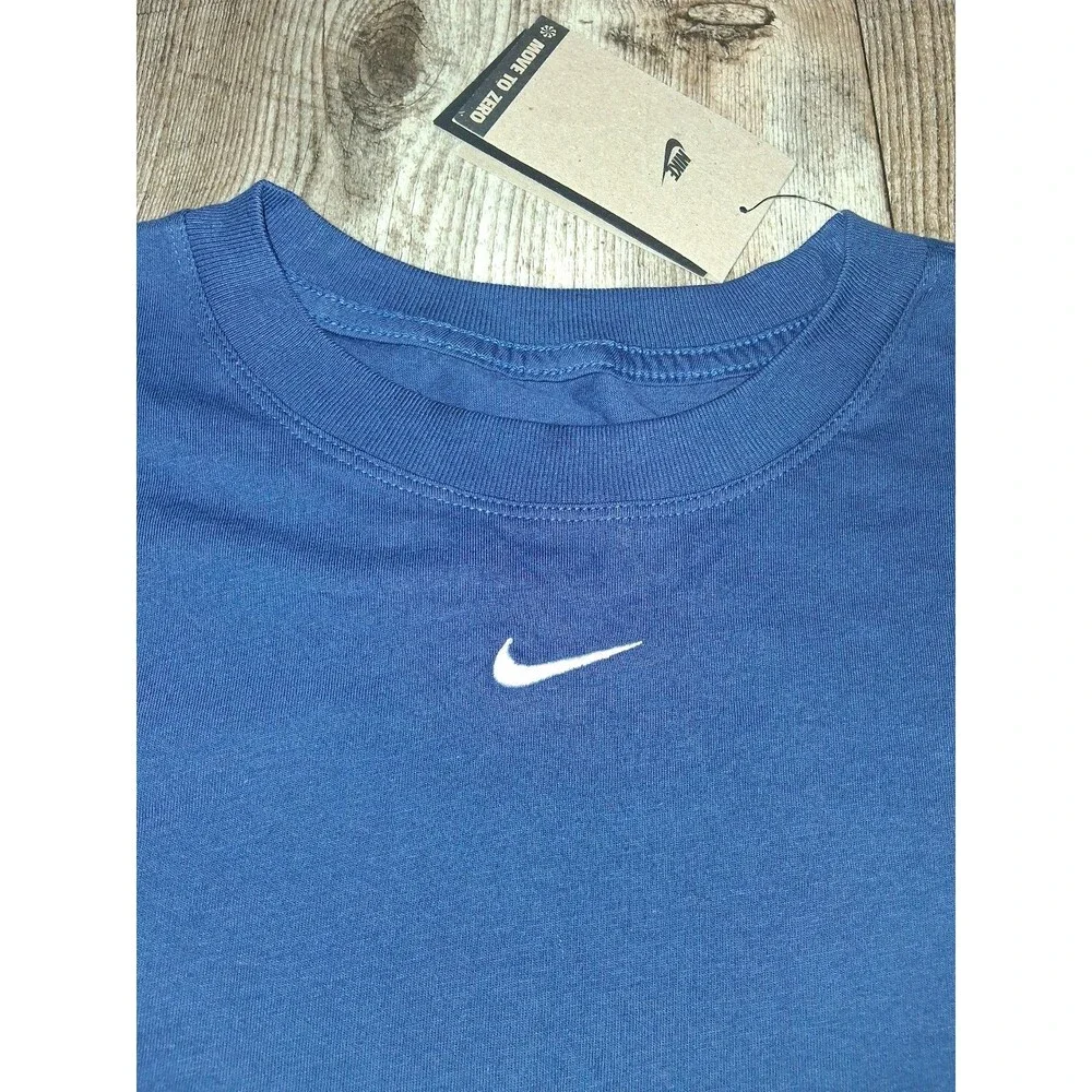 NEW! Women's Nike Sportswear Essential Tee, Navy, Medium